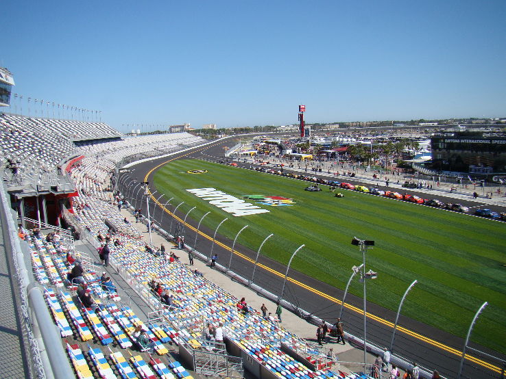 Daytona 500 International Speedway  Trip Packages