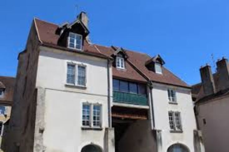 Mont-Roland  Trip Packages