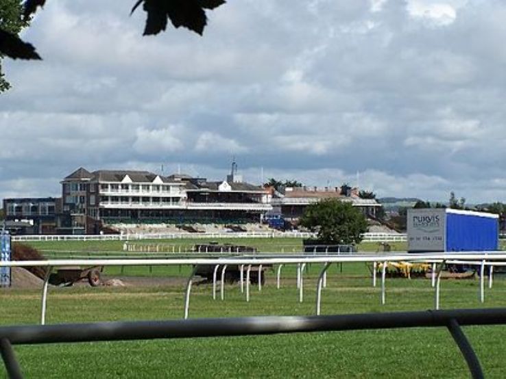 Ayr Racecourse Trip Packages
