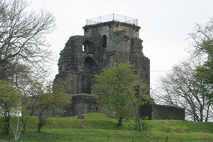Crookston Castle Trip Packages