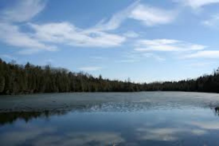 Crawford Lake  Trip Packages