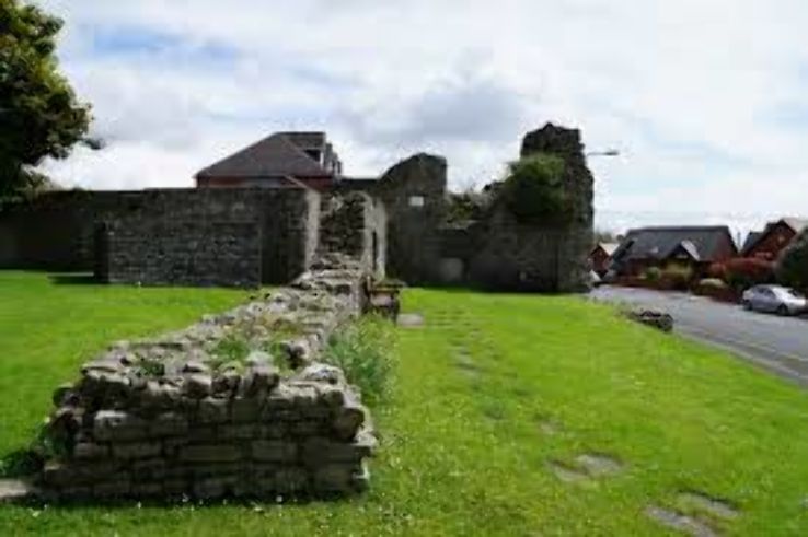 Barry Castle Trip Packages