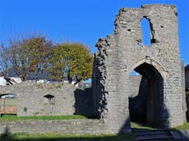 Barry Castle Trip Packages