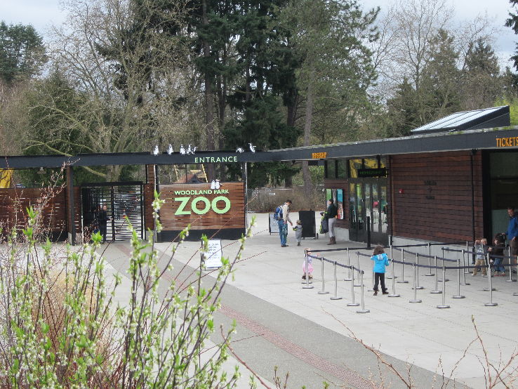 Woodland Park Zoo  Trip Packages