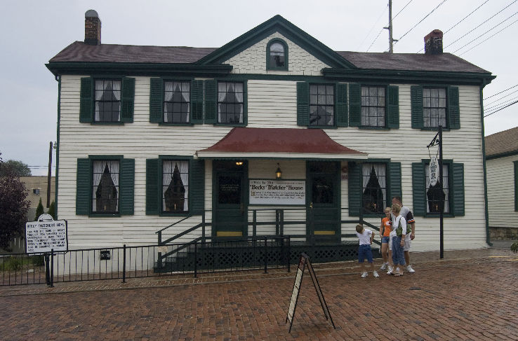Mark Twain Boyhood Home & Museum  Trip Packages