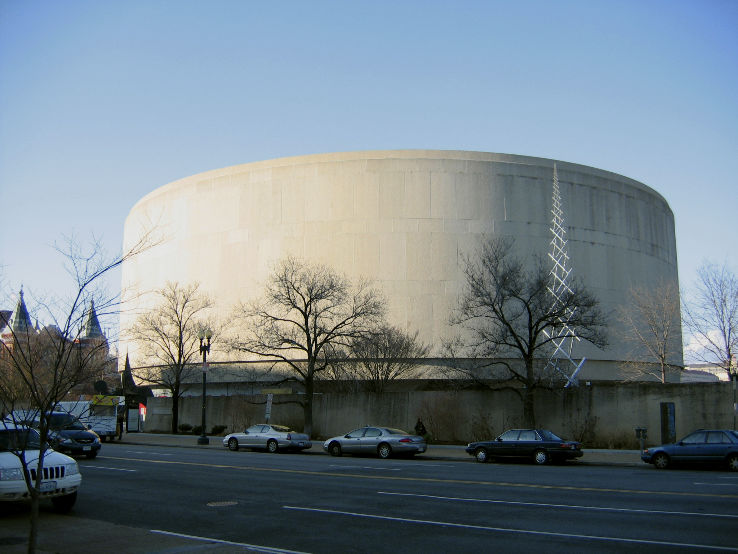 Hirshhorn Museum and Sculpture Garden Trip Packages