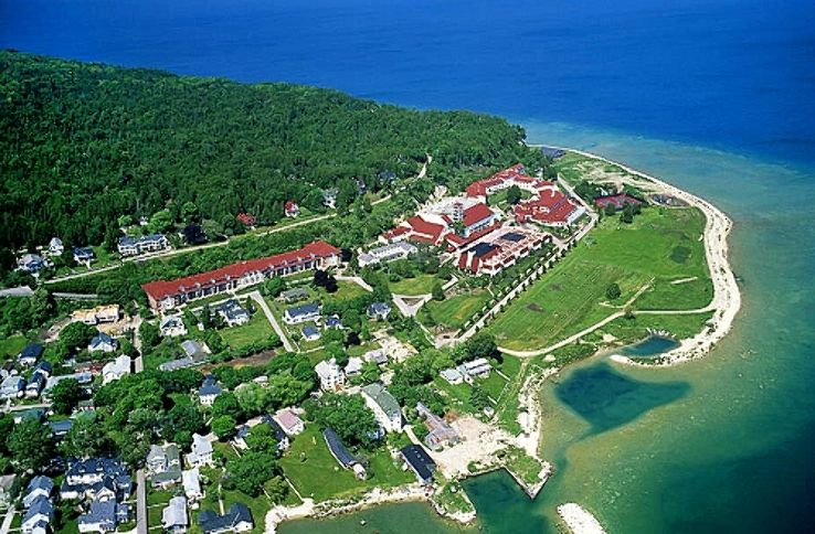 Mackinac Island Trip Packages