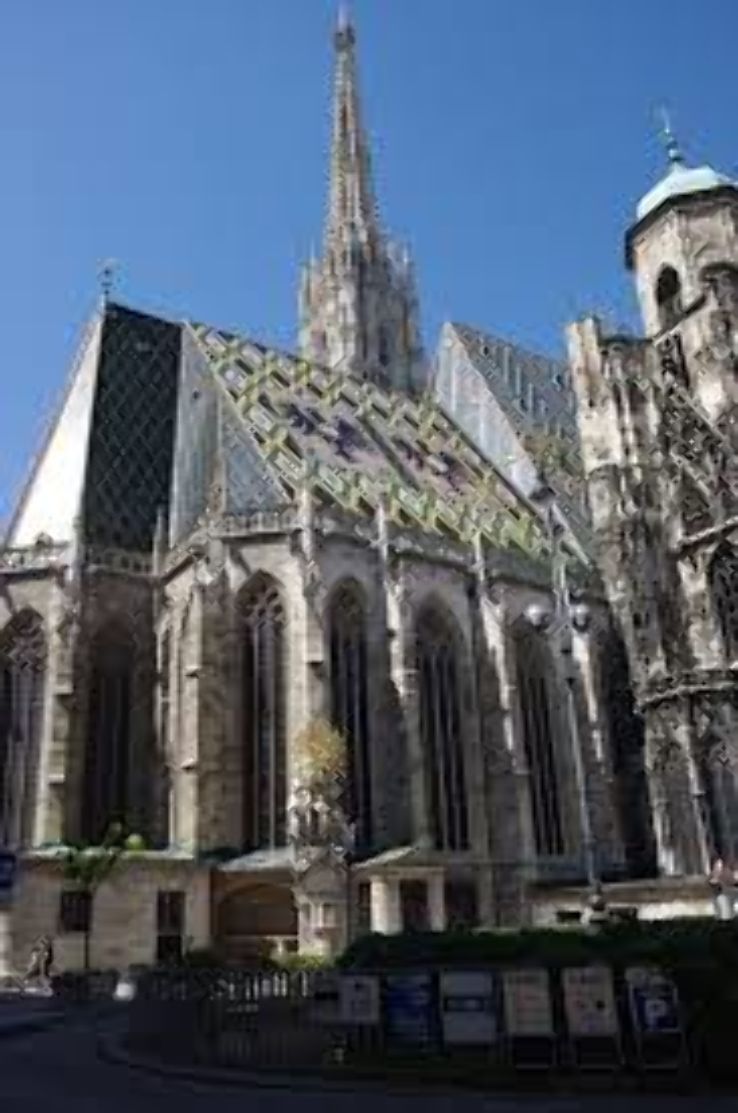 St. Stephens Cathedral Trip Packages