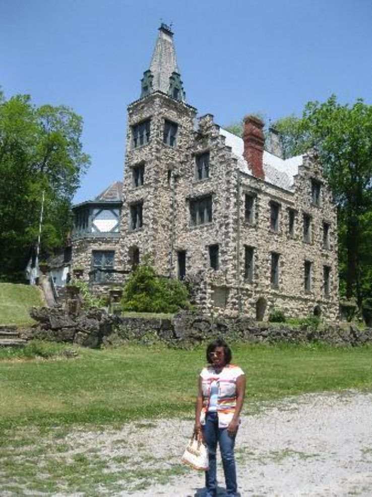 Mac-A-Cheek Castle  Trip Packages