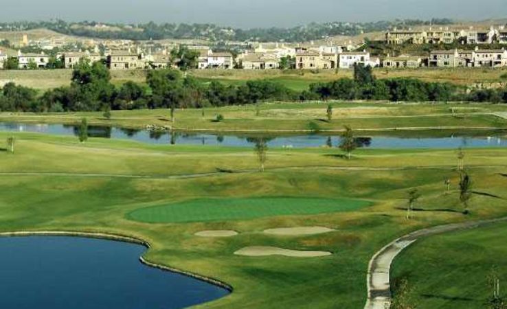 Play Golf at Dos Lagos Golf Course Trip Packages