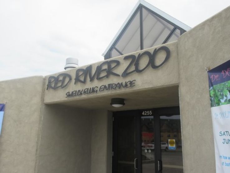 Red River Zoo Trip Packages