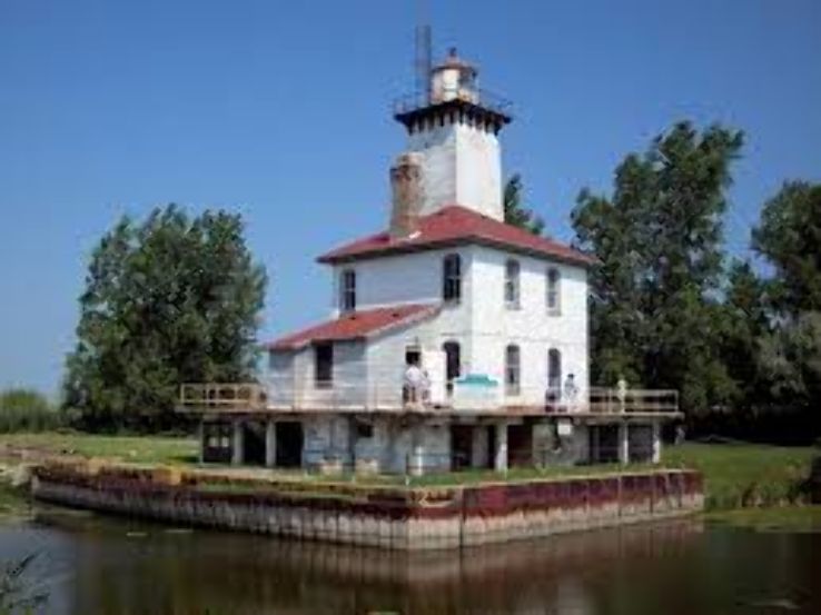 Saginaw River Rear Range Light Trip Packages