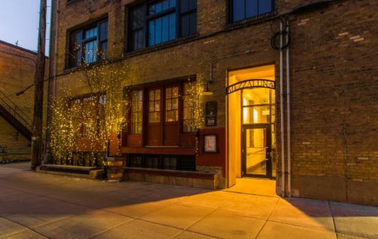 Mezzaluna Trip Packages