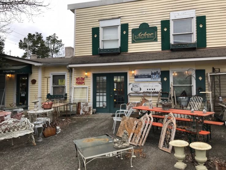 Franklin Antique Mall Trip Packages