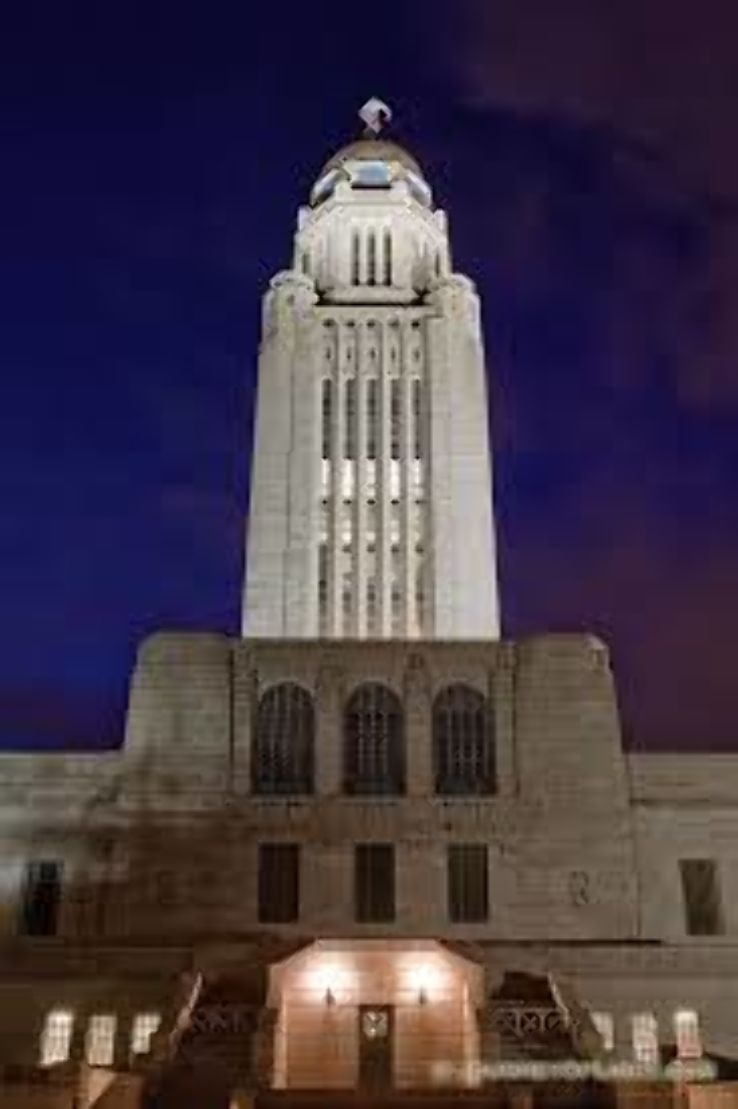 The Nebraska State Capitol Trip Packages