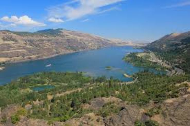 Columbia River Gorge National Scenic Area Trip Packages