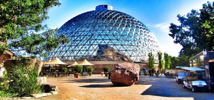 Henry Doorly Zoo Trip Packages