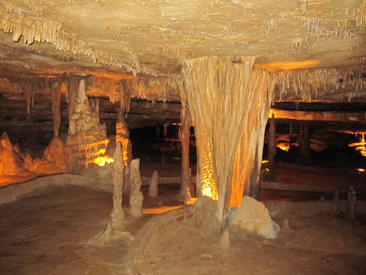 Marengo Cave Trip Packages