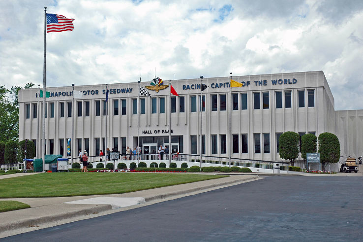 Indianapolis Motor Speedway Museum Trip Packages
