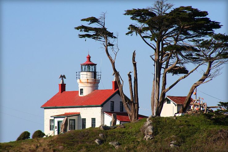 Battery Point Light  Trip Packages