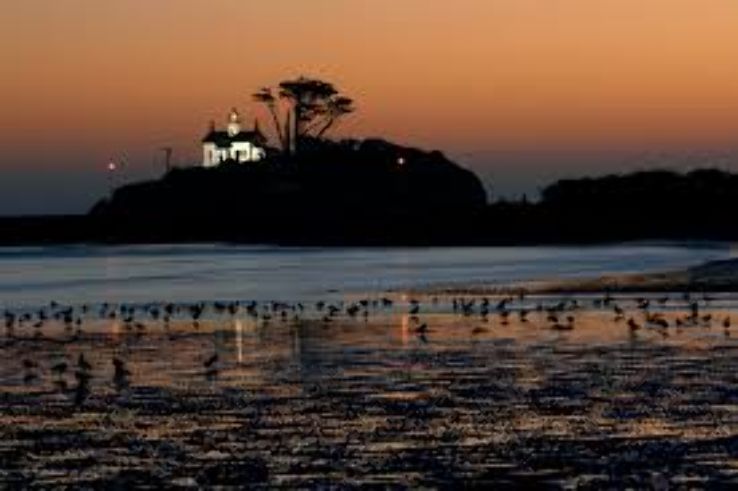 Battery Point Light  Trip Packages