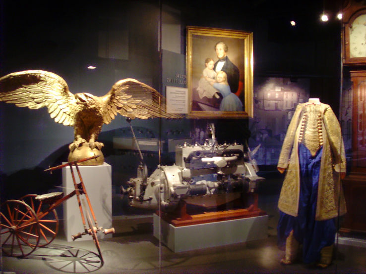 Heinz History Center Trip Packages