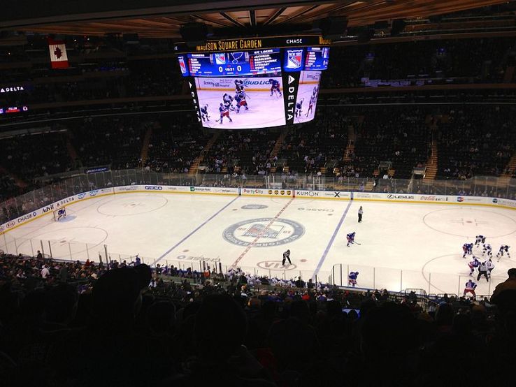 Madison Square Garden Manhattan Trip Packages