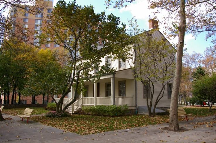 Roosevelt Island Manhattan Trip Packages