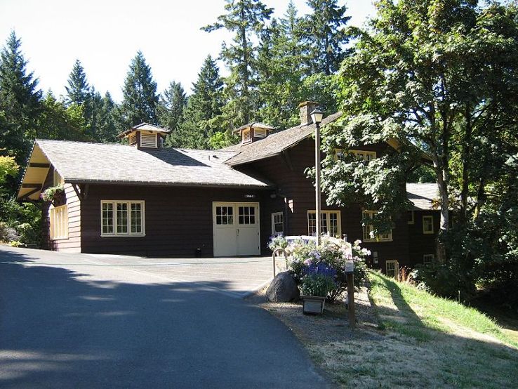 Jenkins Estate  Trip Packages