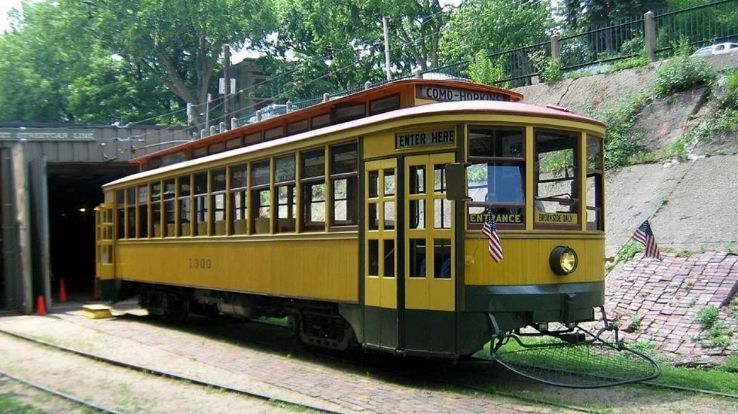 Como-Harriet Streetcar Line Trip Packages