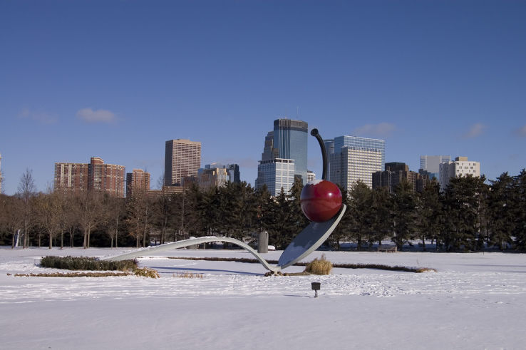 Spoonbridge and Cherry Trip Packages