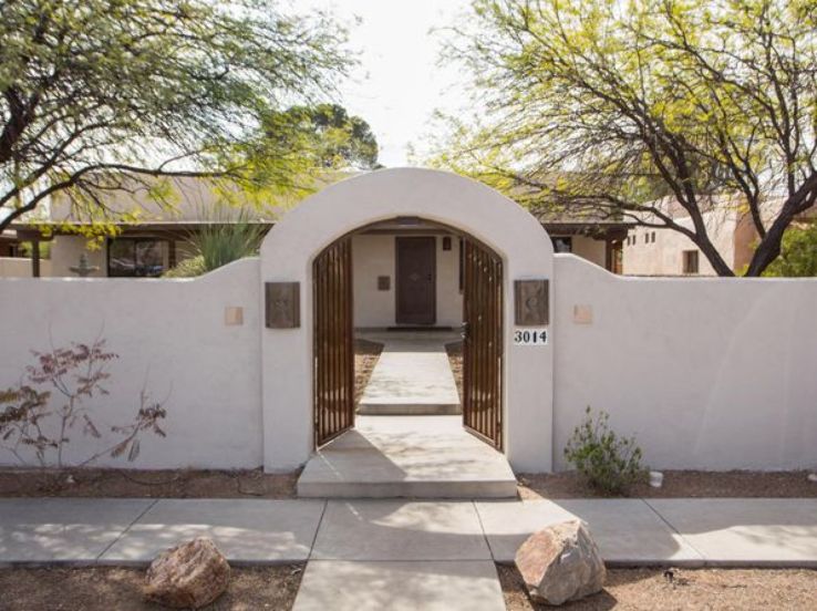 Blenman-Elm Trip Packages