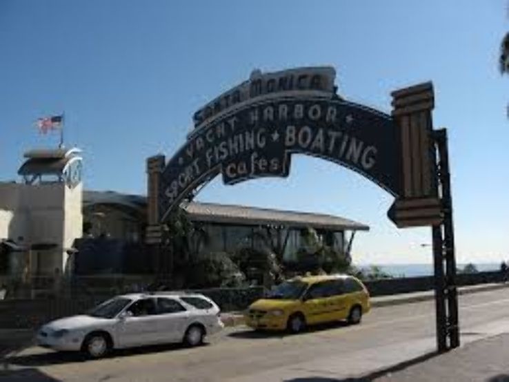 Santa Monica Pier Aquarium Trip Packages