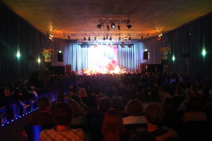 the Rio Theatre Trip Packages