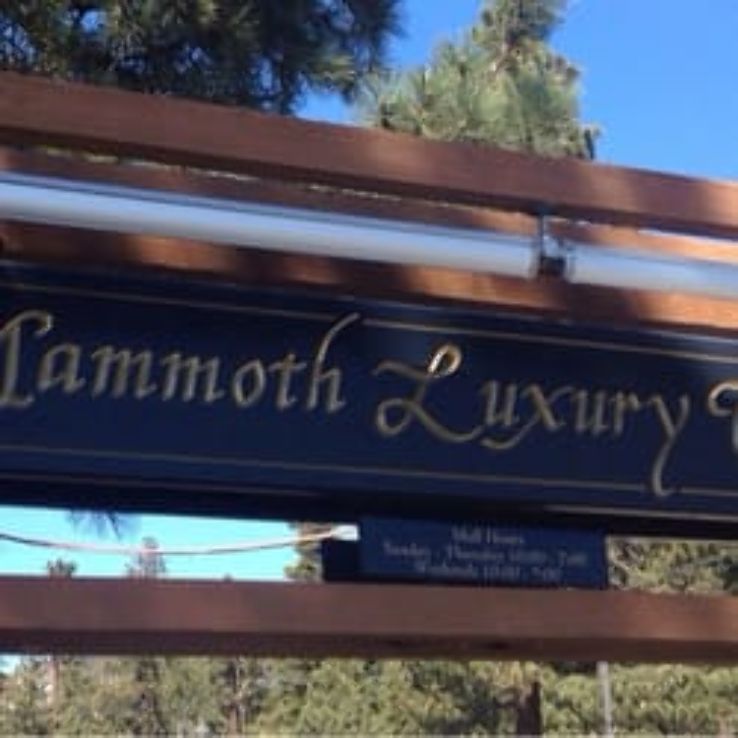 Take a retail timeout with the Mammoth Luxury Outlets Trip Packages