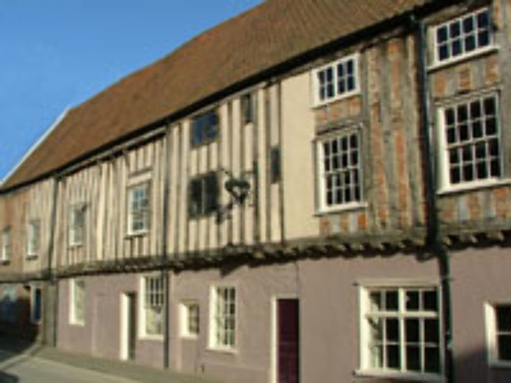 Dragon Hall  Trip Packages