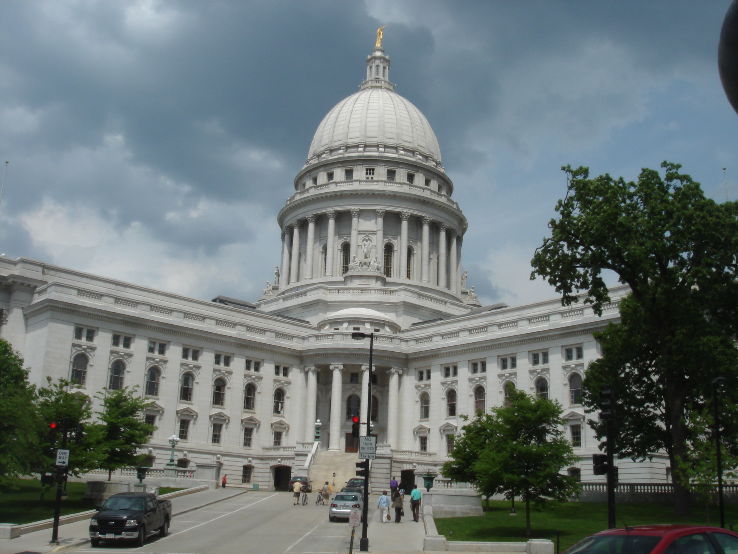 Wisconsin State Capitol Trip Packages