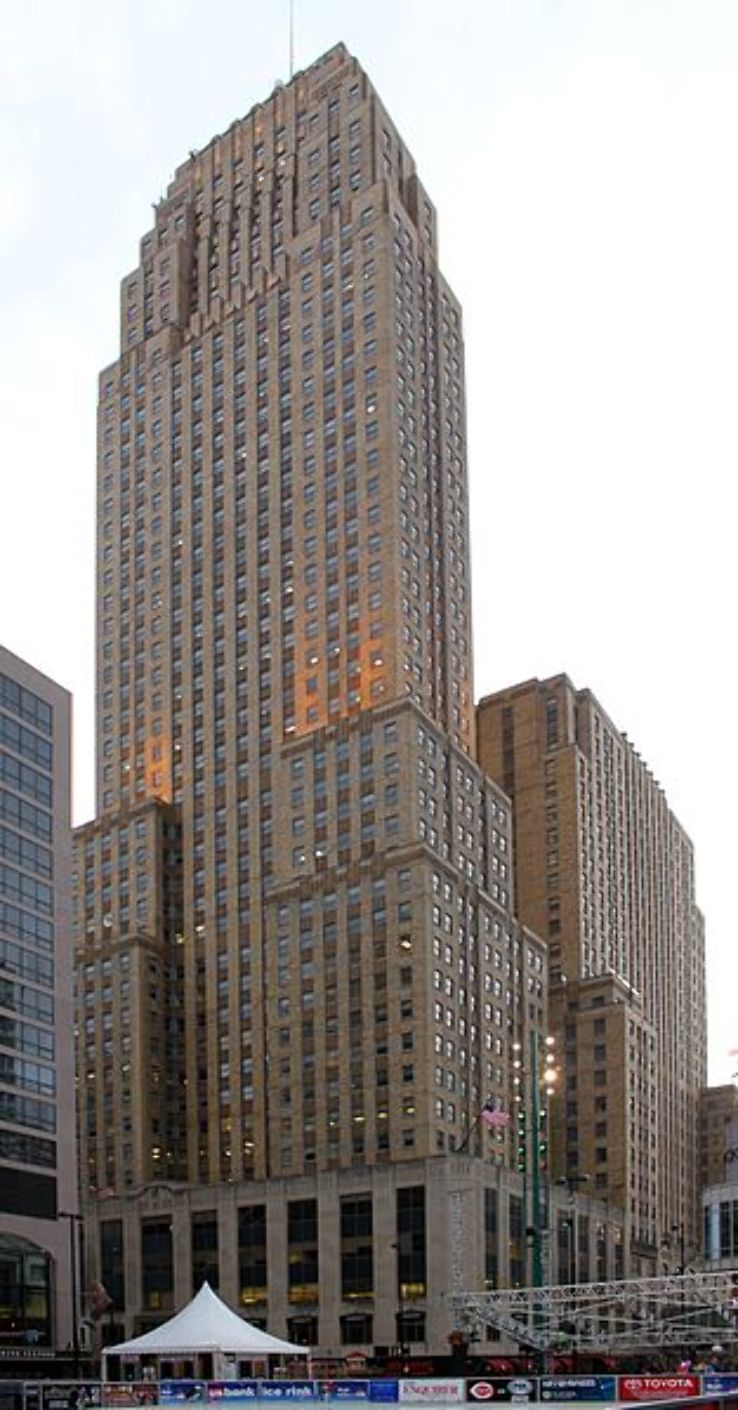 Carew Tower Trip Packages