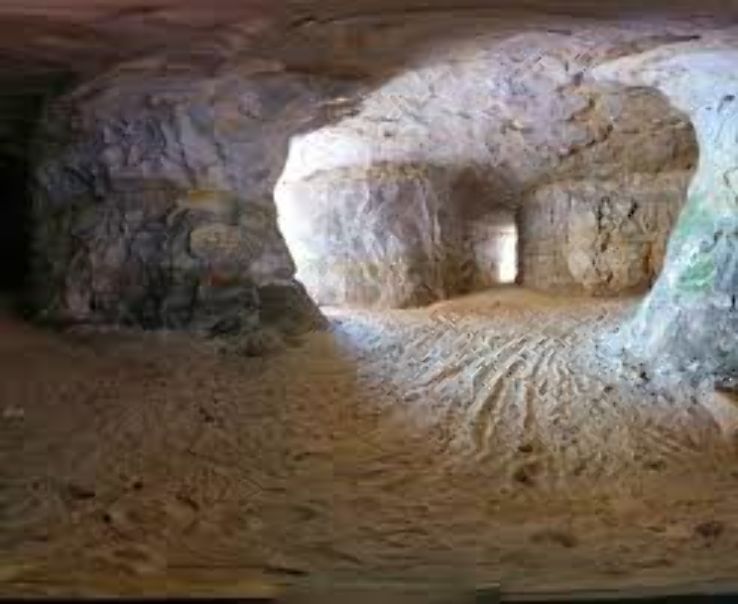 Talking Rocks Cavern Trip Packages