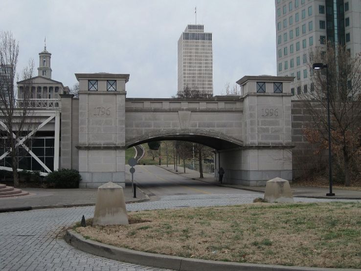 Bicentennial Capitol Mall State Park Trip Packages