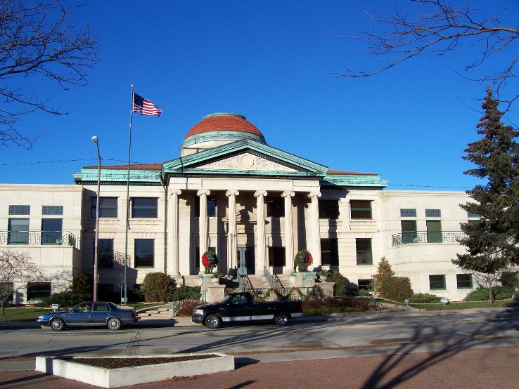 Oshkosh Trip Packages