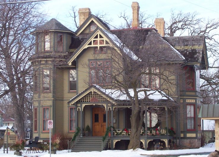 Oshkosh Trip Packages