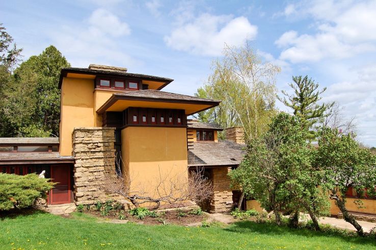 Taliesin East: Frank Lloyd Wrights Perfect Country Home Trip Packages