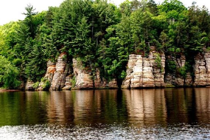 The Dells of the Wisconsin River Trip Packages