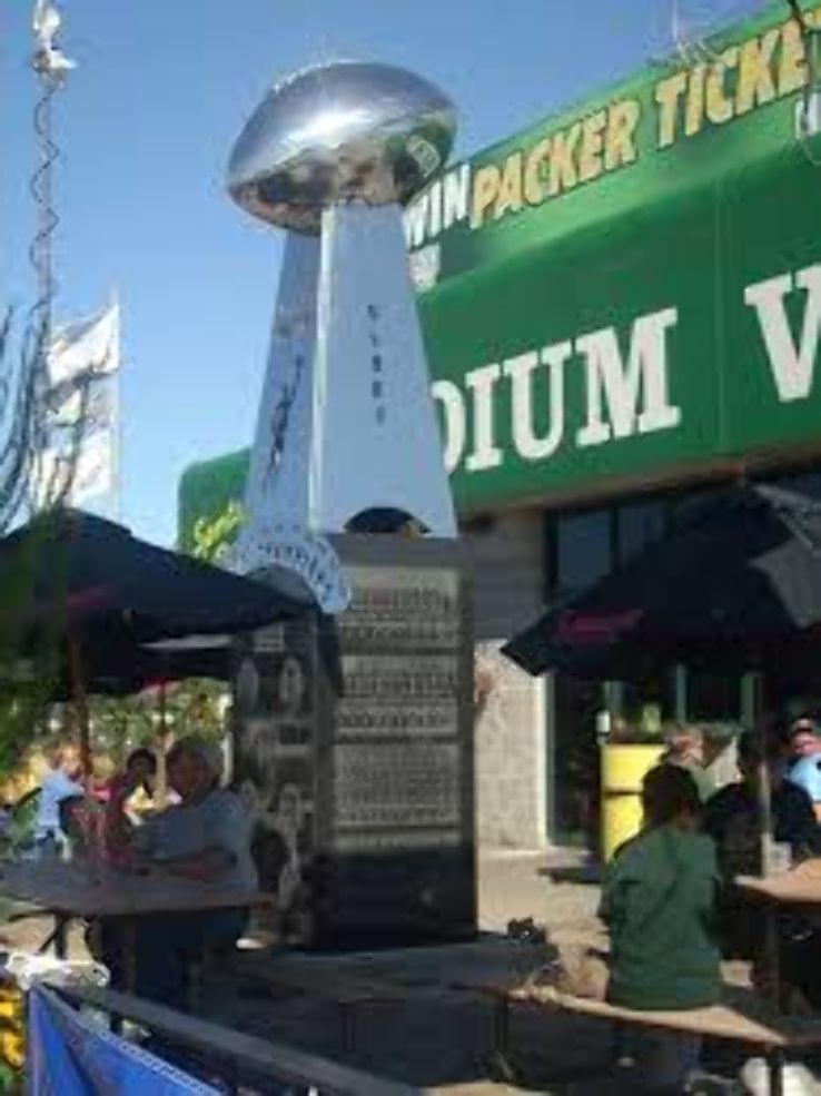 The Green Bay Packers: Lambeau Field and the Walk of Legends Trip Packages