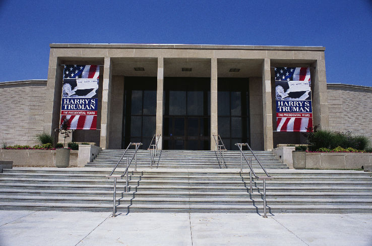 Harry S. Truman Presidential Library and Museum Trip Packages