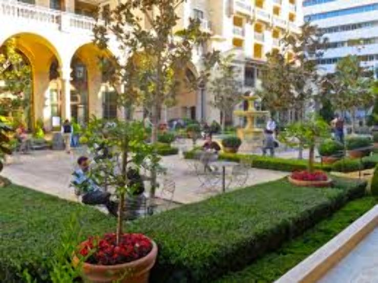 Beverly Canon Gardens Trip Packages