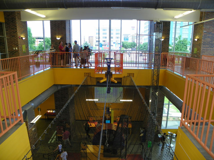 Discovery Center of Springfield  Trip Packages