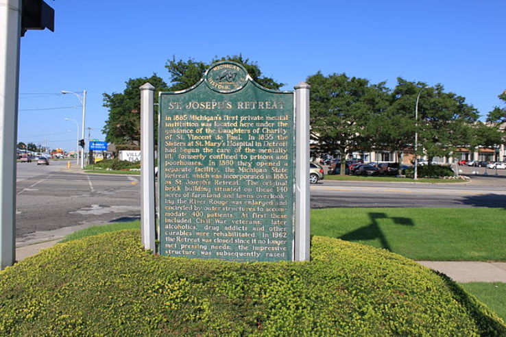 lwetemlaykin State Heritage Site Trip Packages