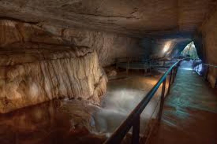 Smallin Civil War Cave Trip Packages